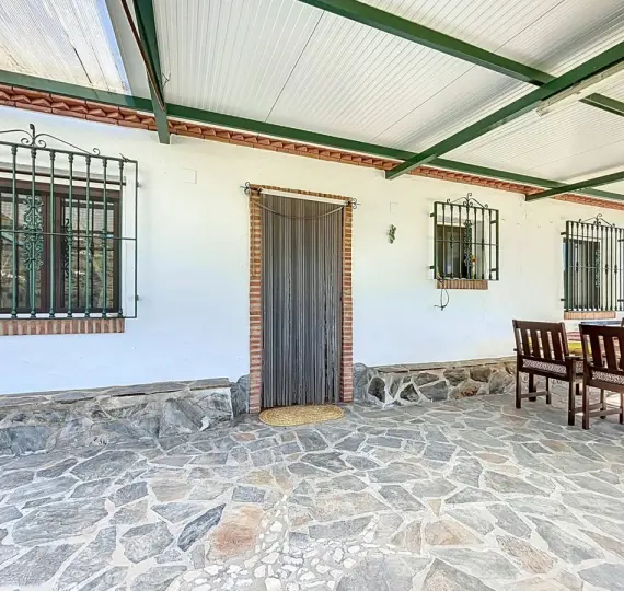 Sale of semi-detached house in Cómpeta