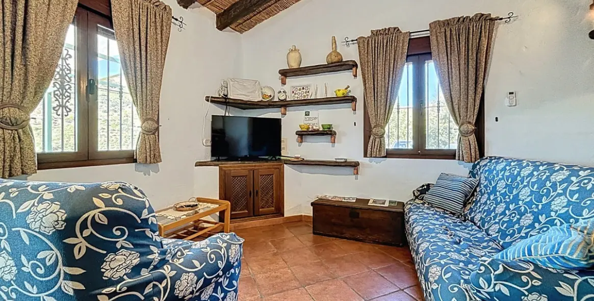 Sale of semi-detached house in Cómpeta 8