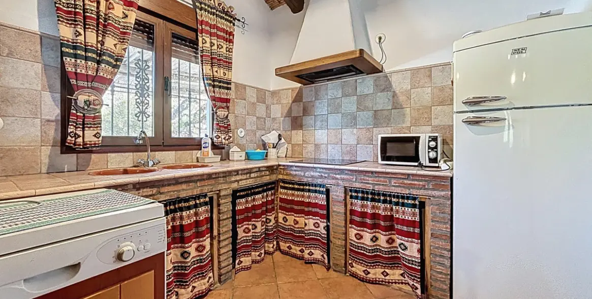 Sale of semi-detached house in Cómpeta 13