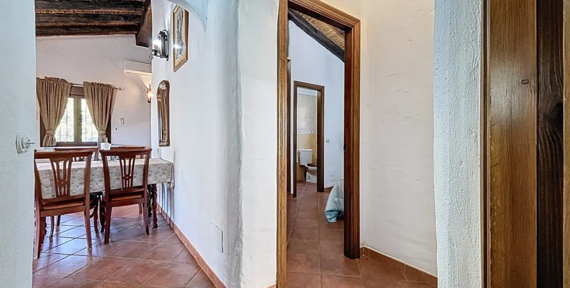 Sale of semi-detached house in Cómpeta 15