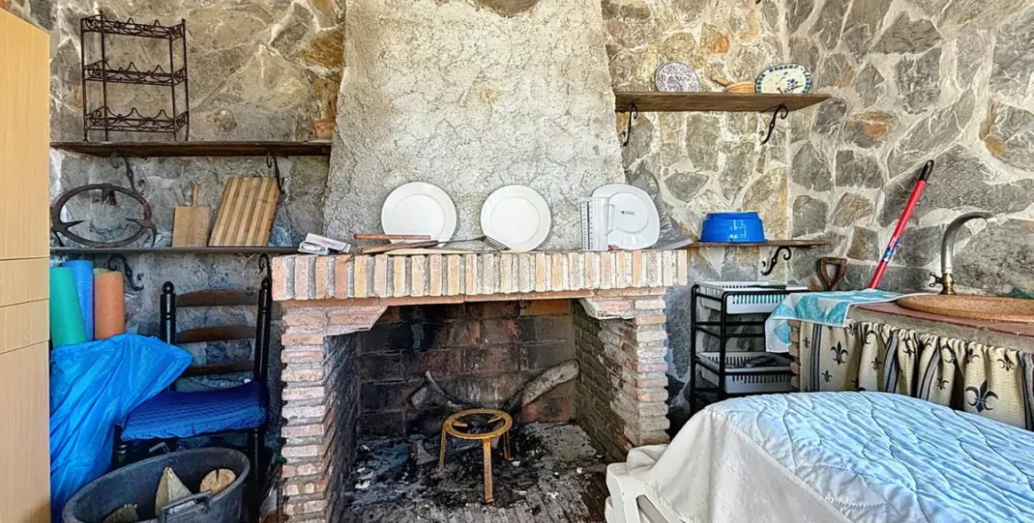 Sale of semi-detached house in Cómpeta 34