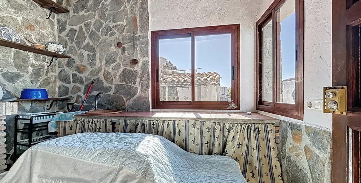 Sale of semi-detached house in Cómpeta 36