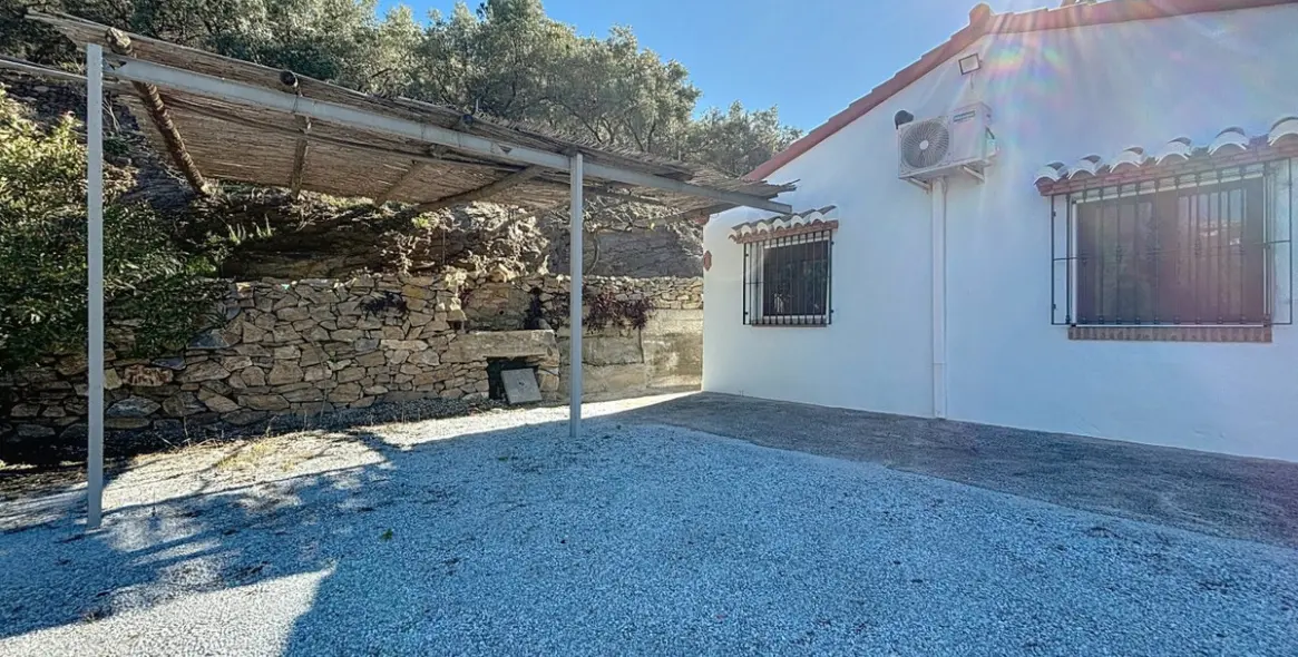 Sale of semi-detached house in Cómpeta 48