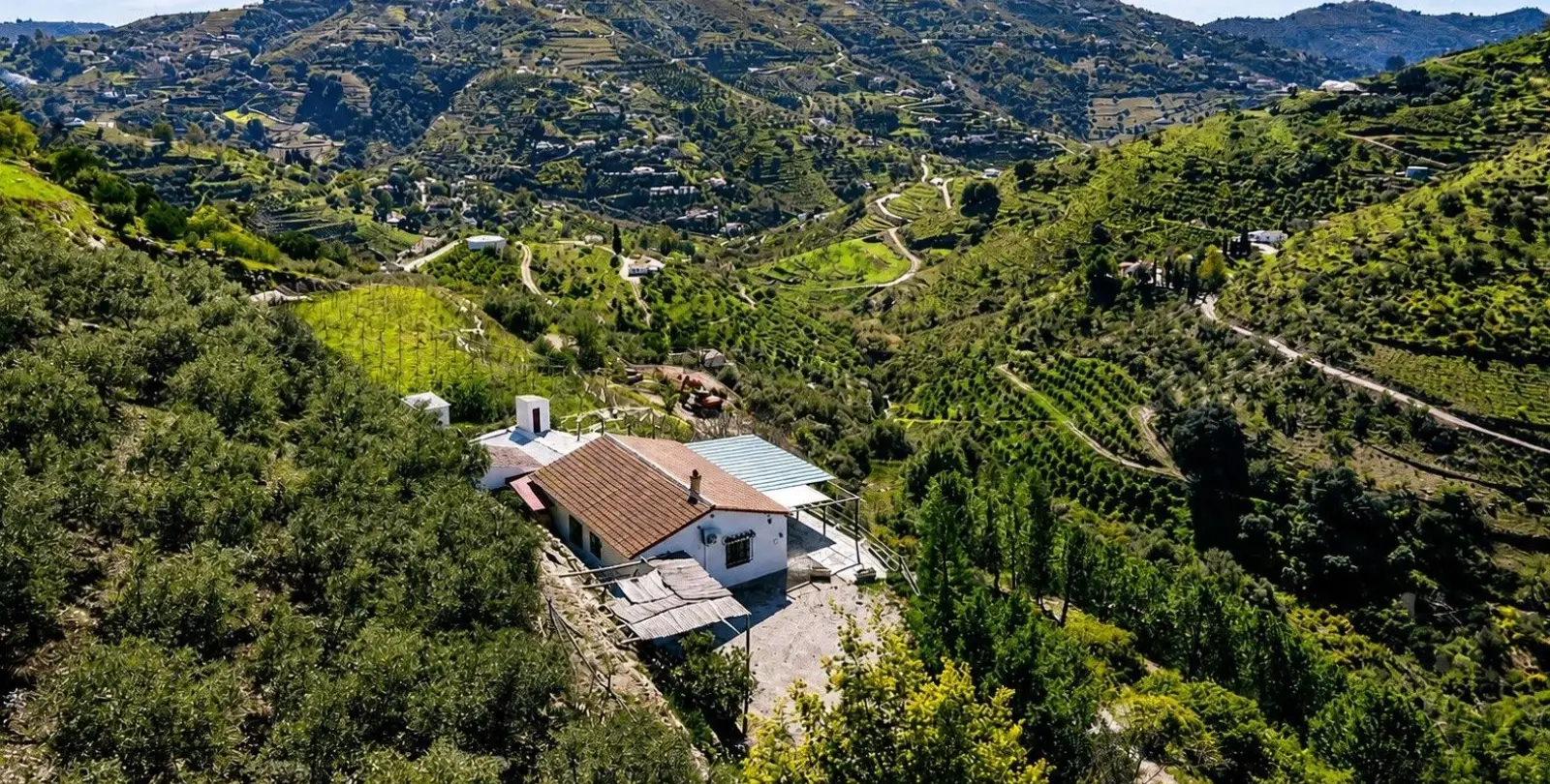 Venta de casa pareada en Cómpeta 1