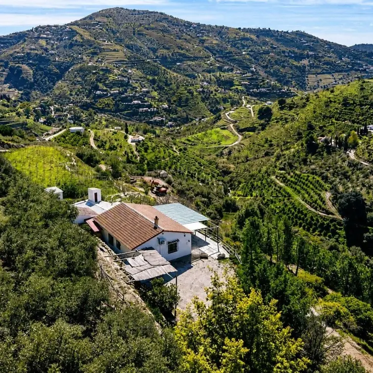 Venta de casa pareada en Cómpeta