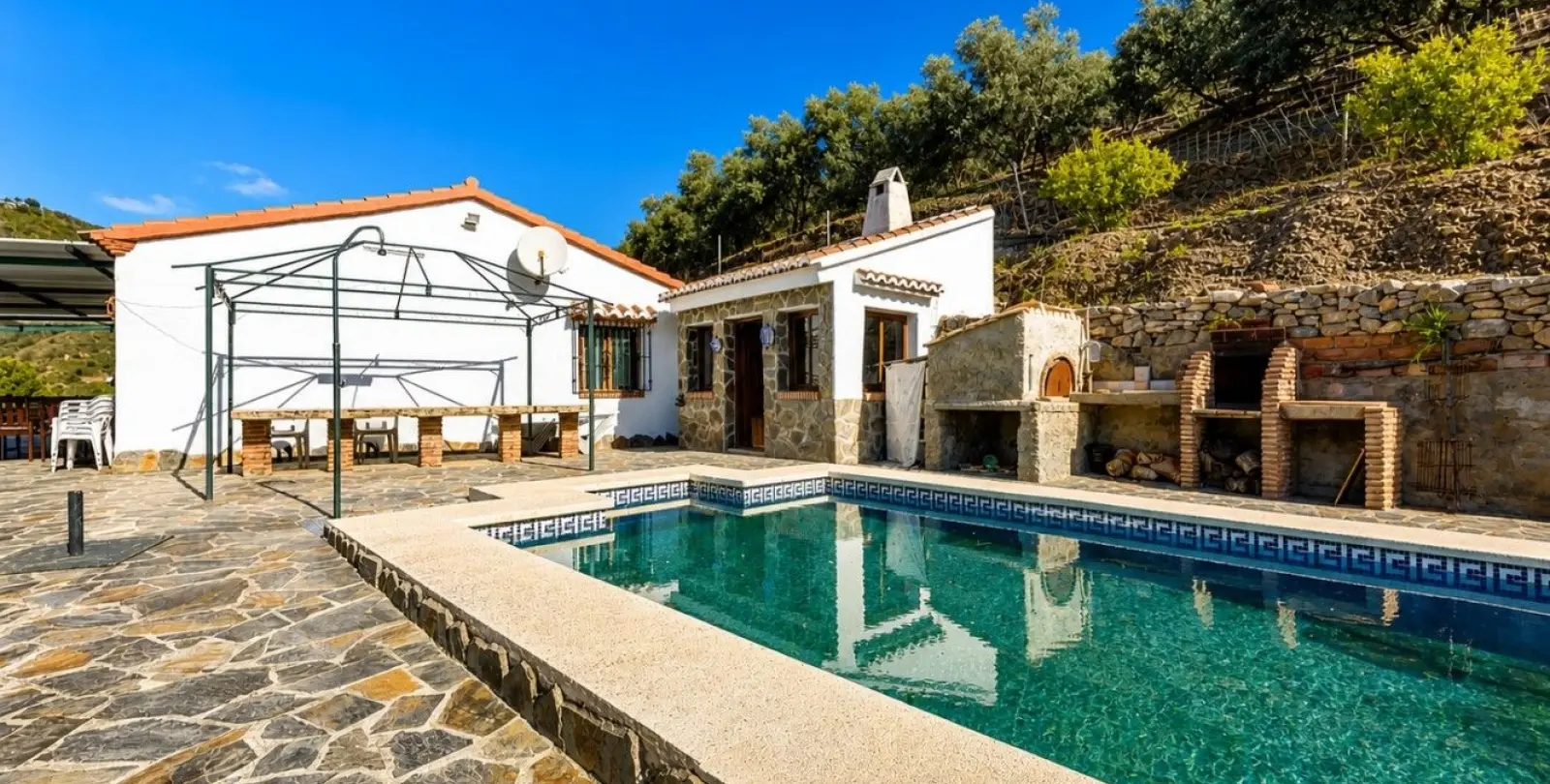 Venta de casa pareada en Cómpeta 2