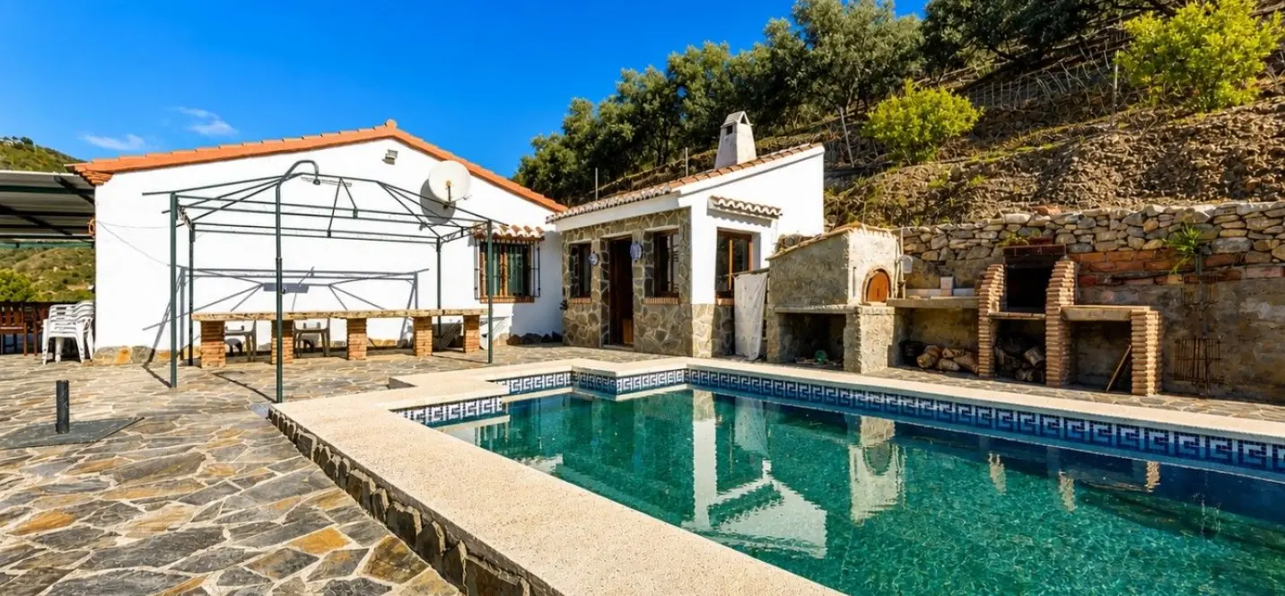 Venta de casa pareada en Cómpeta 1