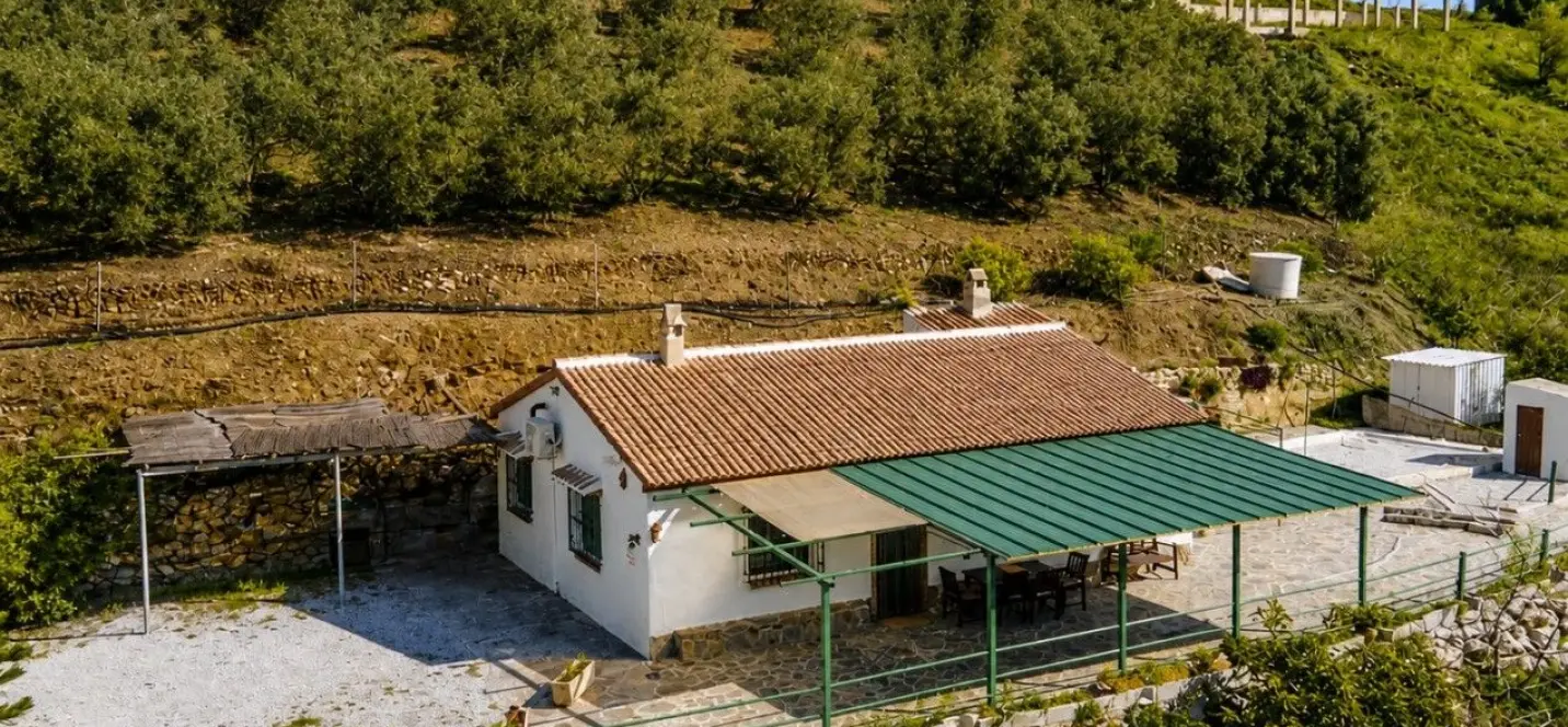 Venta de casa pareada en Cómpeta 2