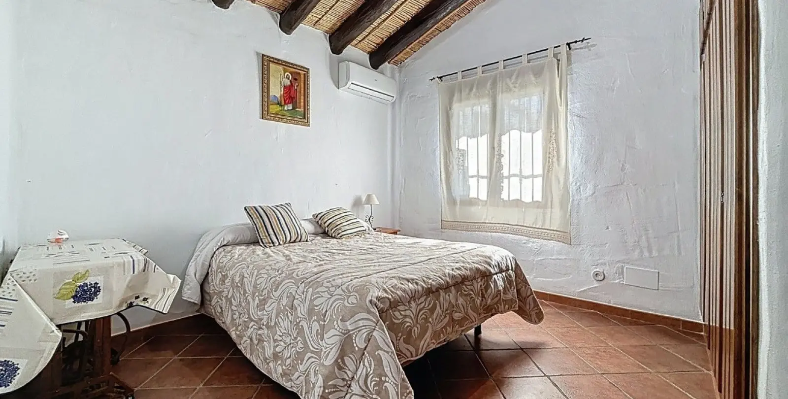 Venta de casa pareada en Cómpeta 26