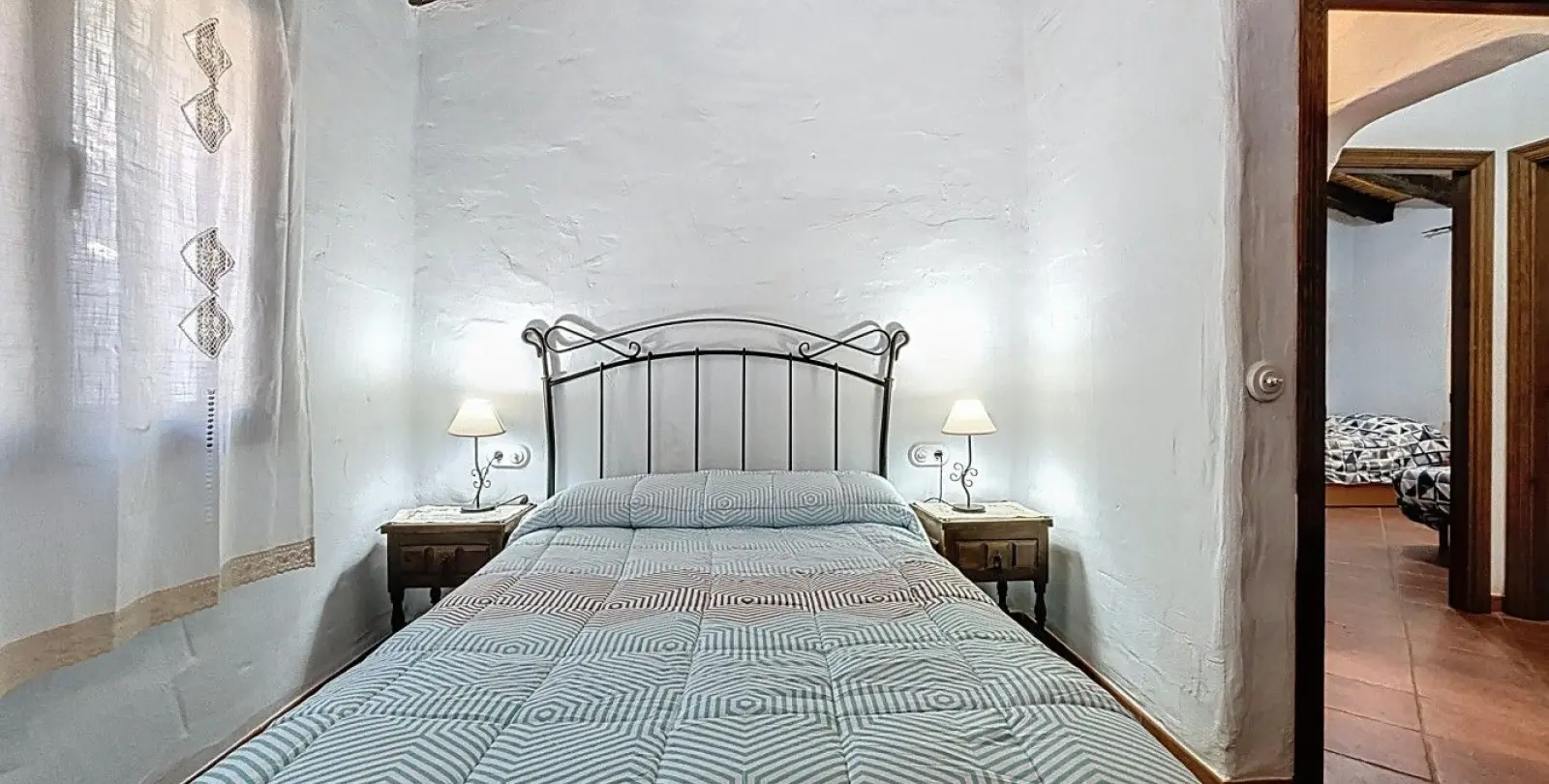 Venta de casa pareada en Cómpeta 28