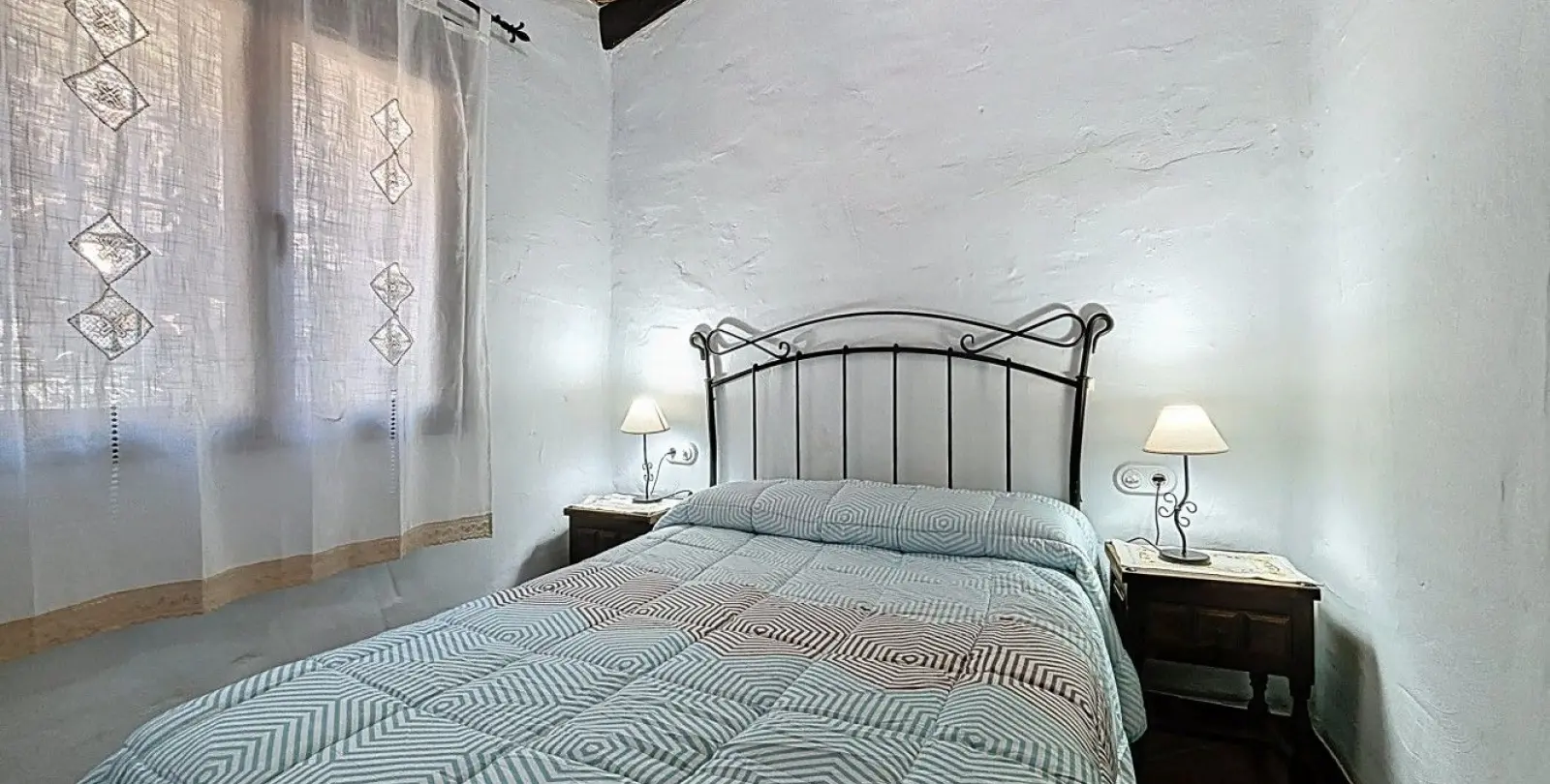 Venta de casa pareada en Cómpeta 29