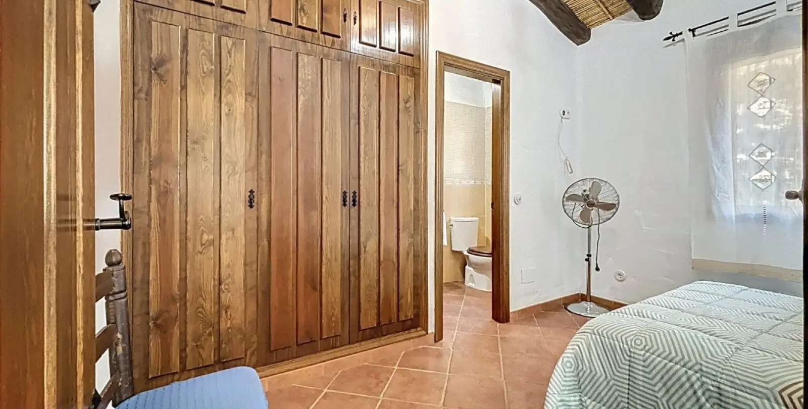 Venta de casa pareada en Cómpeta 30