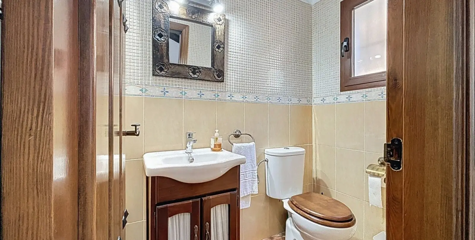 Venta de casa pareada en Cómpeta 31