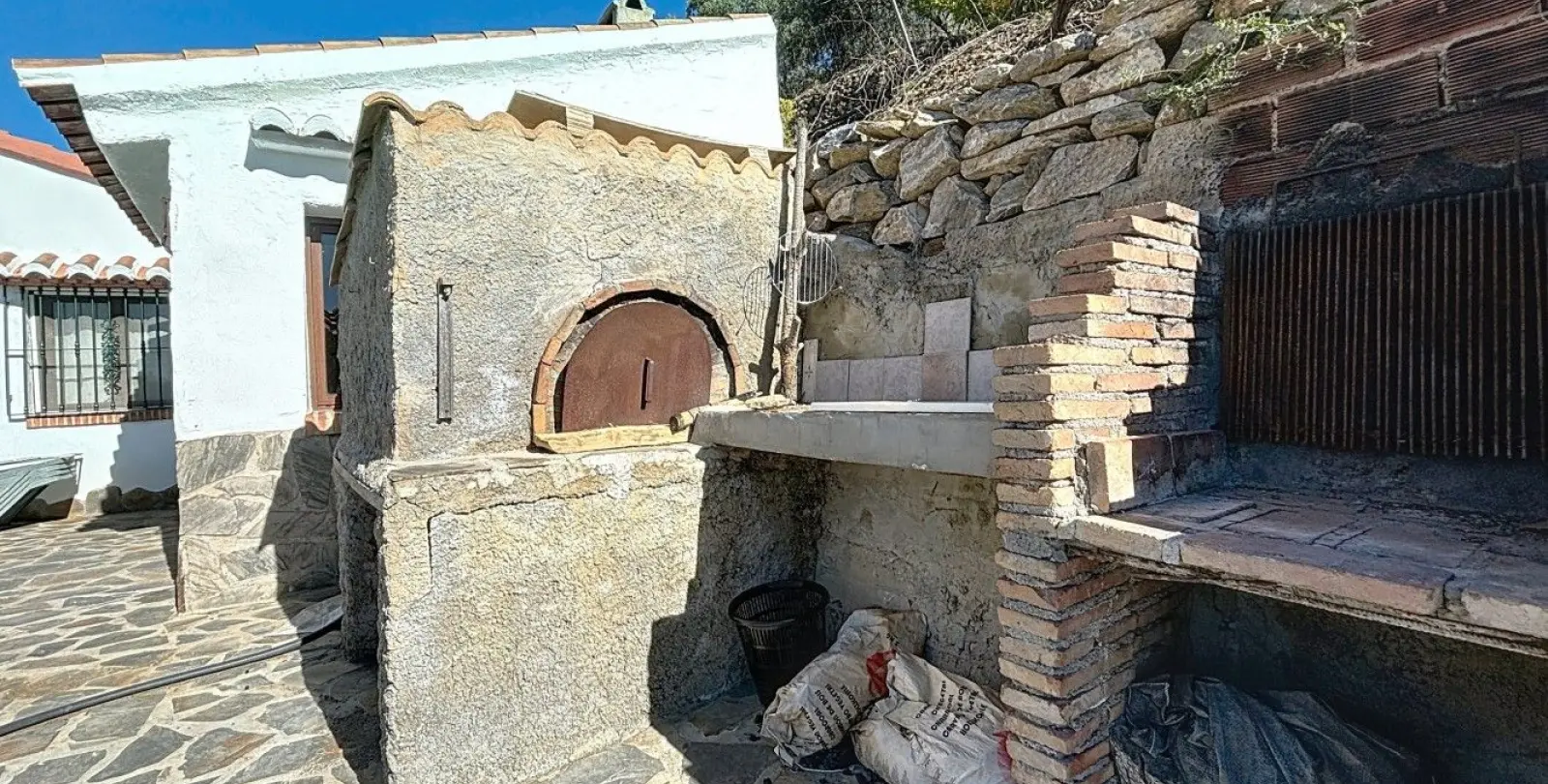 Venta de casa pareada en Cómpeta 41