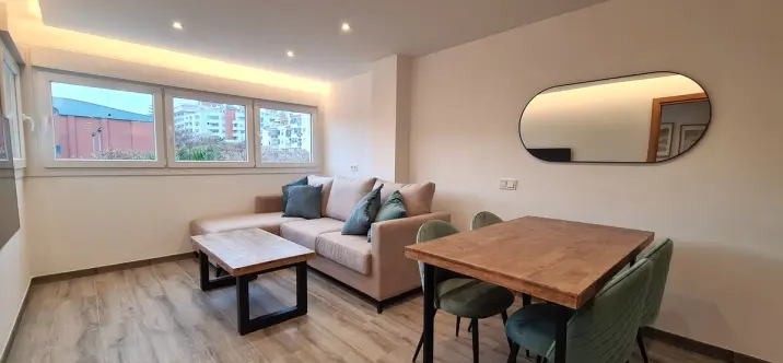 Middle floor apartment R4980601 1