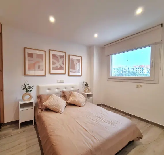 Middle floor apartment R4980601