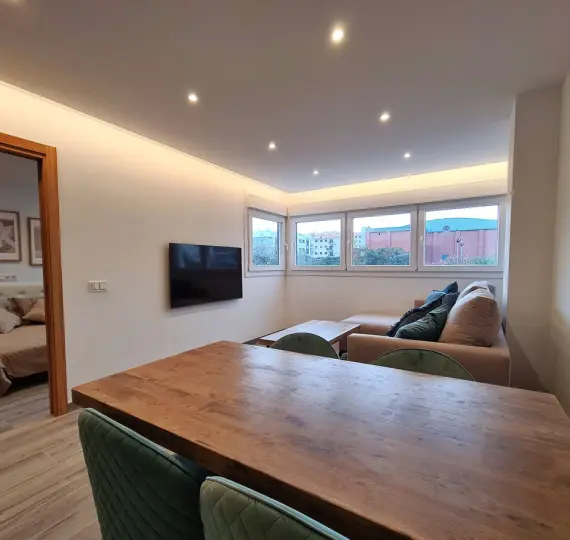 Middle floor apartment R4980601