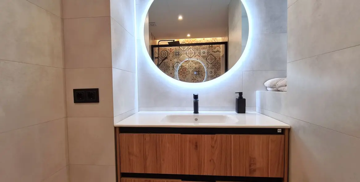 Sale of middle floor apartment in Estepona (district Estepona) 9