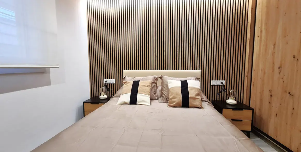 Venta de apartamento en planta media en Estepona 22