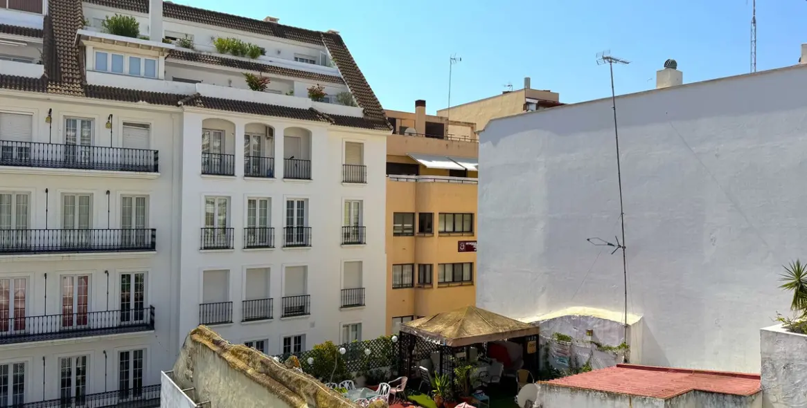 Продажа пентхауса в Estepona 24