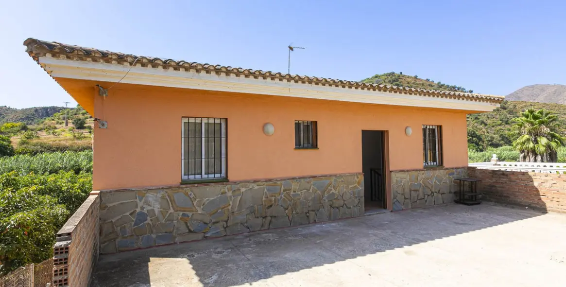 Sale of detached villa in Mijas 3