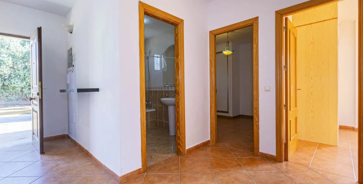 Sale of detached villa in Mijas 5