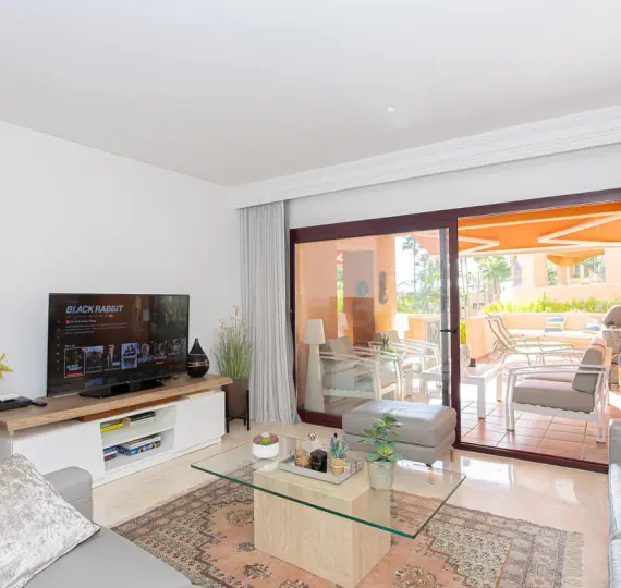 Sale of ground floor apartment in Los Flamingos