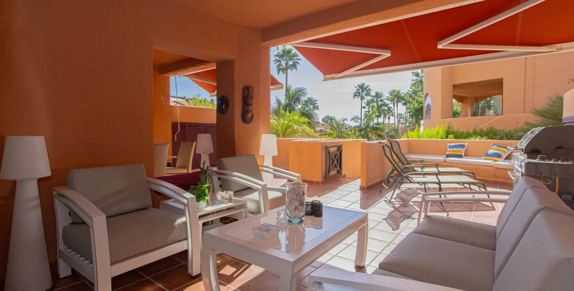 Sale of ground floor apartment in Los Flamingos 7