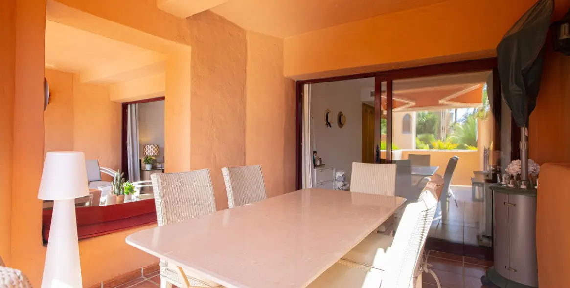 Sale of ground floor apartment in Los Flamingos 10
