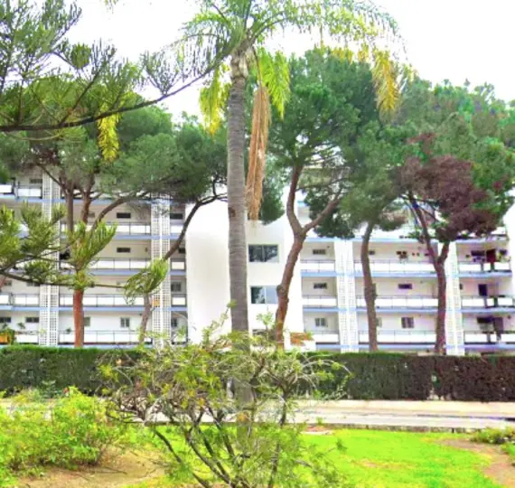 Sale of ground floor apartment in Marbella