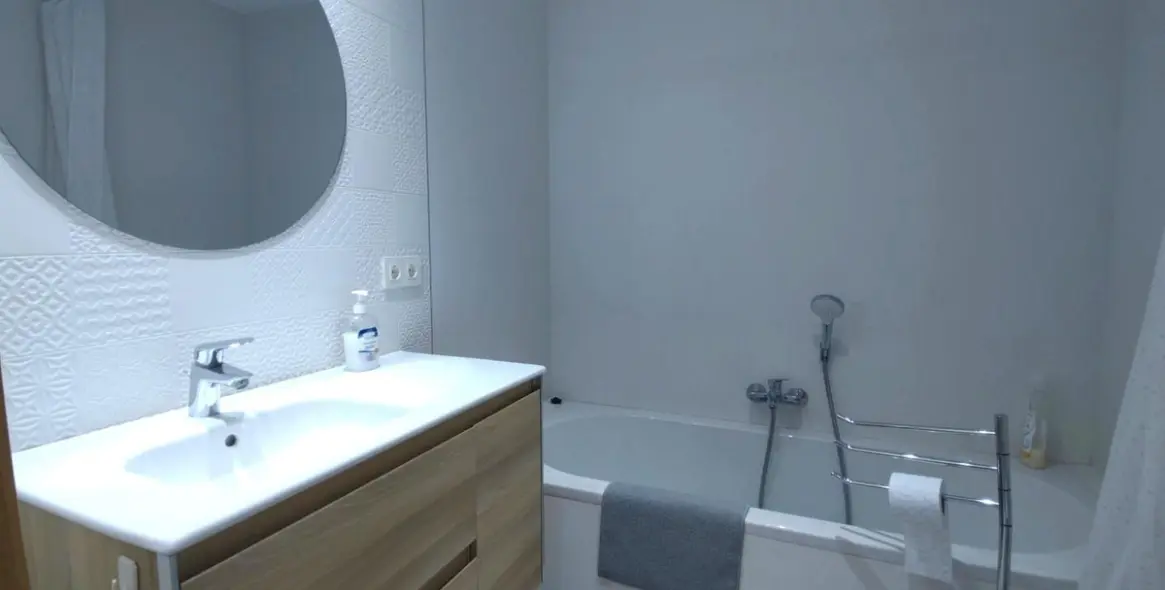 Sale of ground floor apartment in Marbella 8