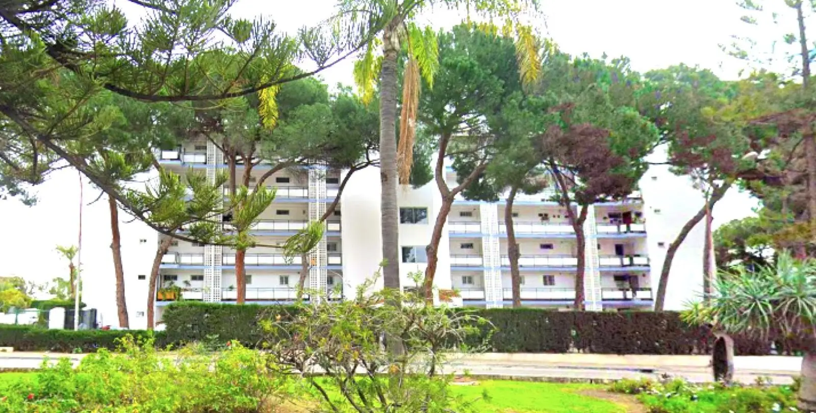 Venta de apartamento en planta baja en Marbella 1