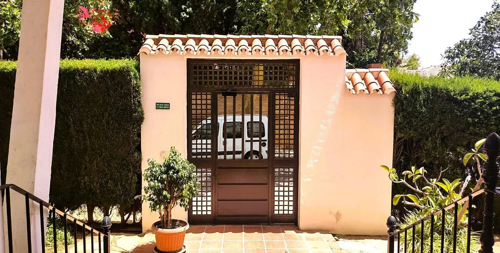 Venta de apartamento en planta baja en Marbella 2