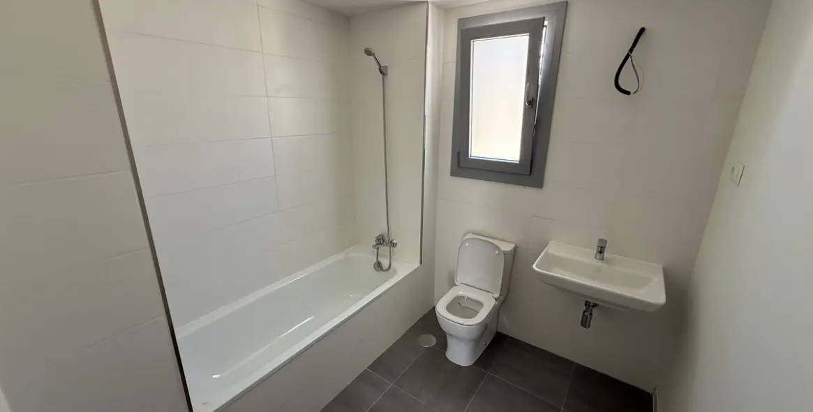 Sale of middle floor apartment in Estepona (district Estepona) 4