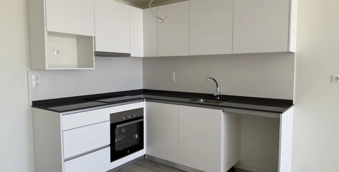 Sale of middle floor apartment in Estepona (district Estepona) 7