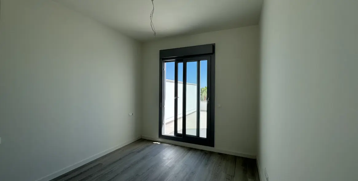 Продажа апартаментов на среднем этаже в Estepona 14