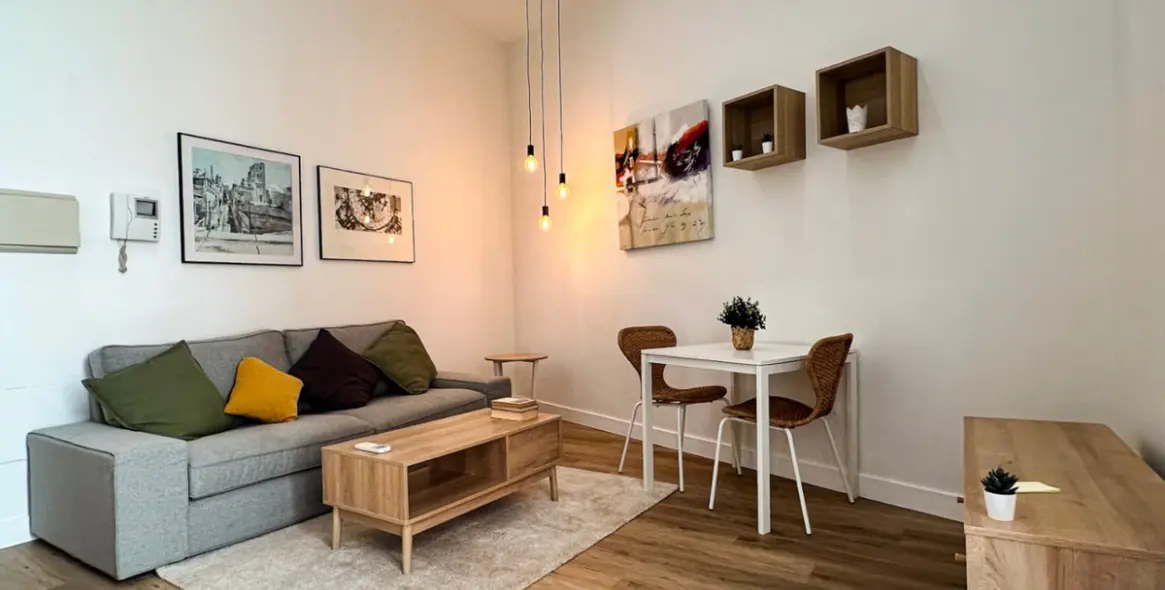 Sale of ground floor apartment in Málaga 2