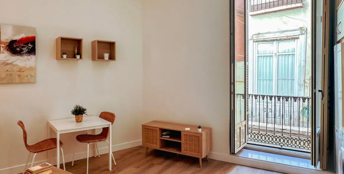 Sale of ground floor apartment in Málaga 4