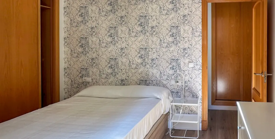 Sale of ground floor apartment in Málaga 5