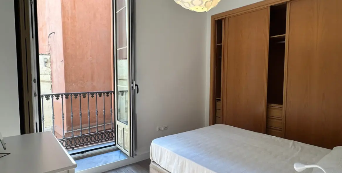 Sale of ground floor apartment in Málaga 6