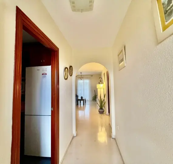 Продажа апартаментов на среднем этаже в Benalmadena