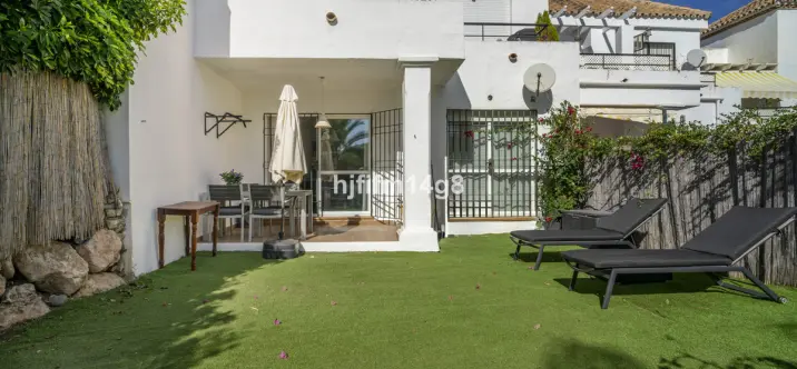 Sale of ground floor apartment in Nueva Andalucía 0