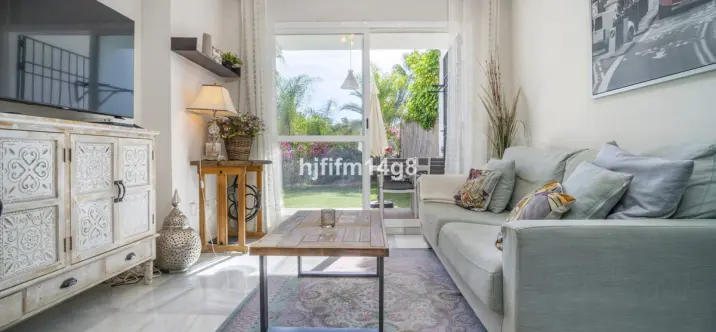 Sale of ground floor apartment in Nueva Andalucía 3