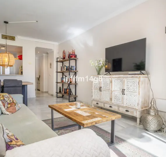 Sale of ground floor apartment in Nueva Andalucía