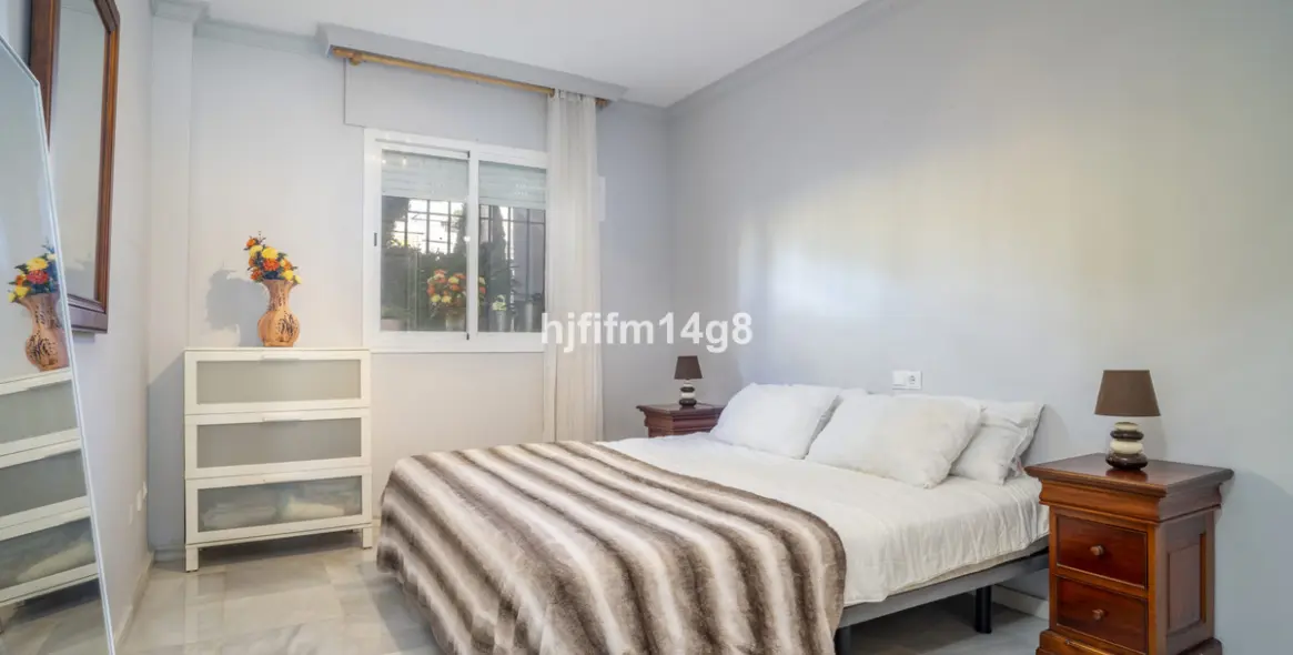 Sale of ground floor apartment in Nueva Andalucía 13
