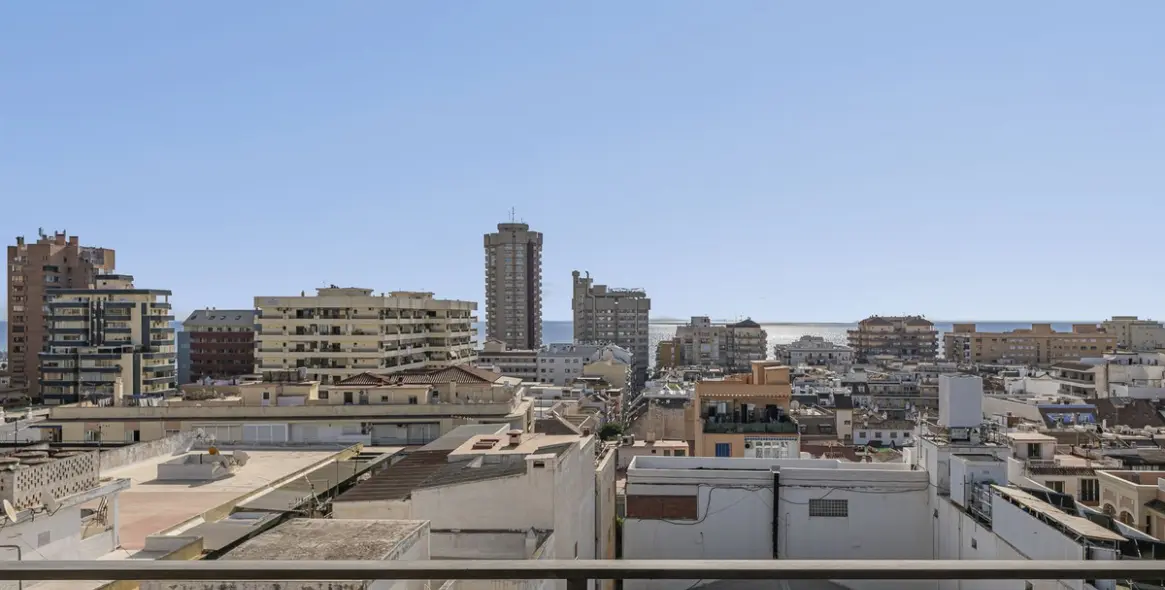 Sale of penthouse in Fuengirola 37