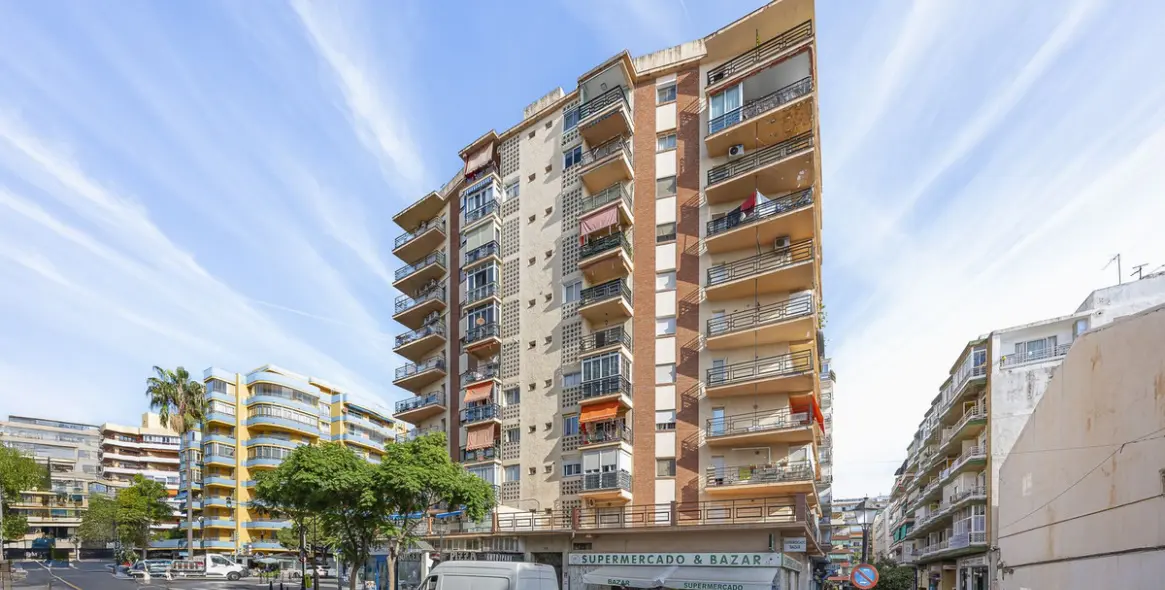 Sale of penthouse in Fuengirola 39