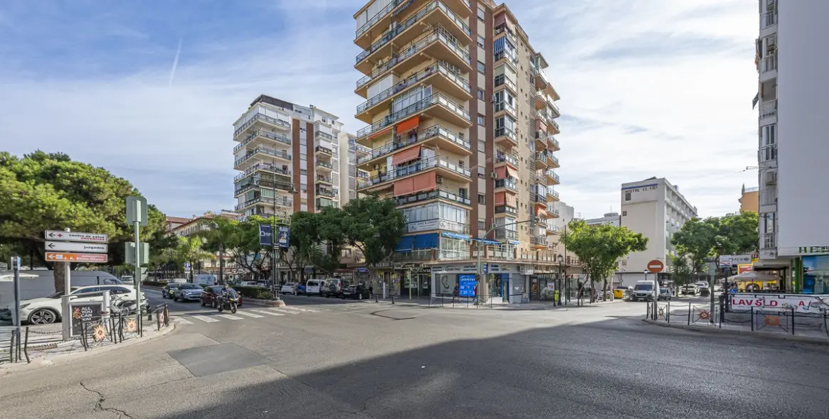 Sale of penthouse in Fuengirola 41