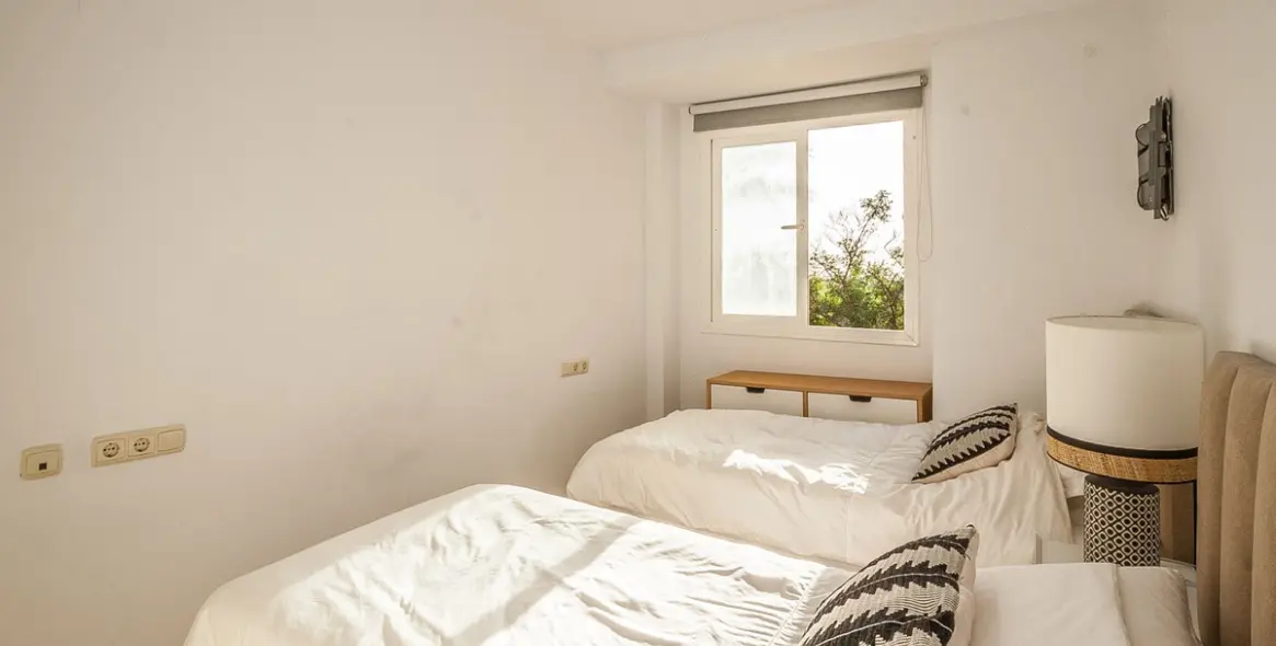 Продажа апартаментов на среднем этаже в Elviria 6