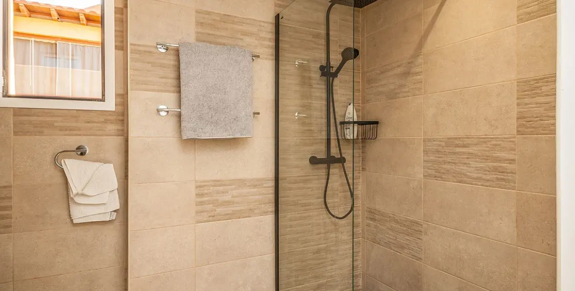 Продажа апартаментов на среднем этаже в Elviria 8